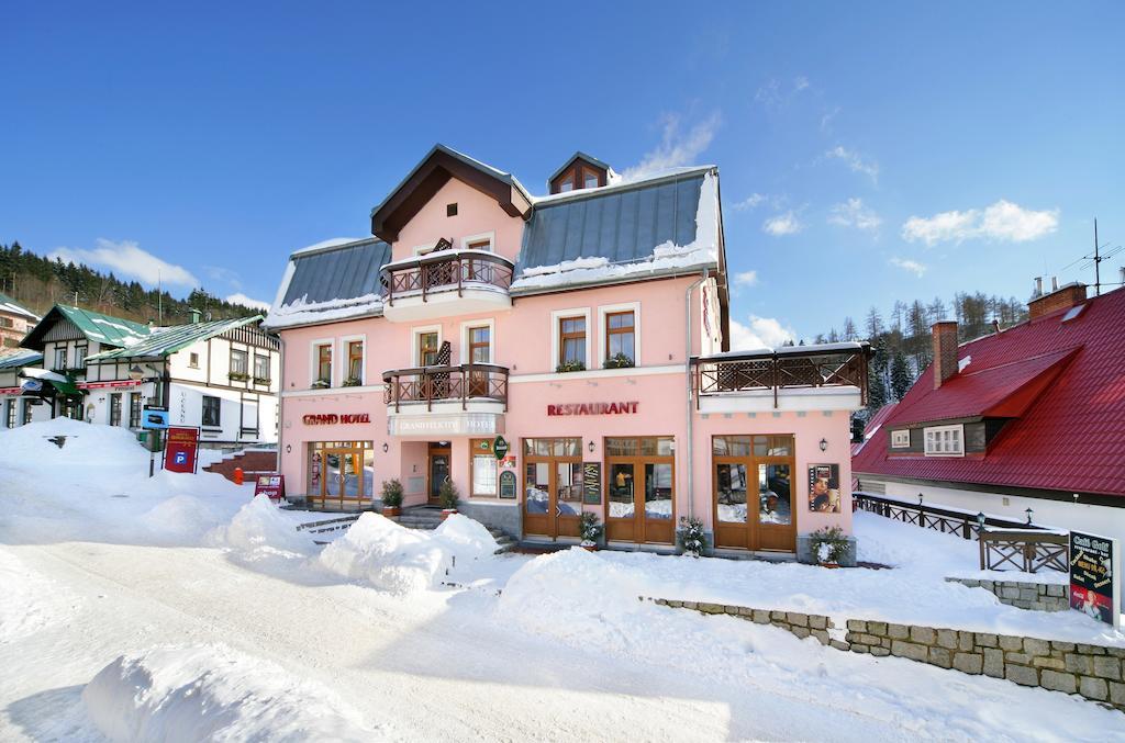 Wellness Hotel Grand Špindlerŭv Mlýn 외부 사진